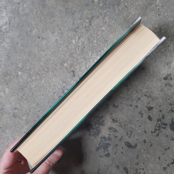 Tempting Evil by Keri Arthur (hardcover book) - Picture 6 of 8